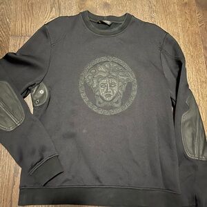 Men’s Embroidered Versace Medusa Sweatshirt
